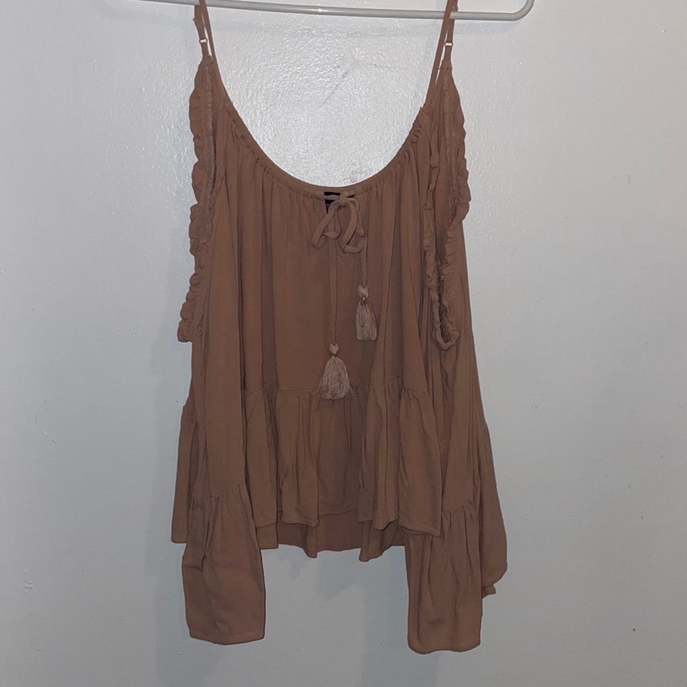 American Eagle Cold Shoulder Top